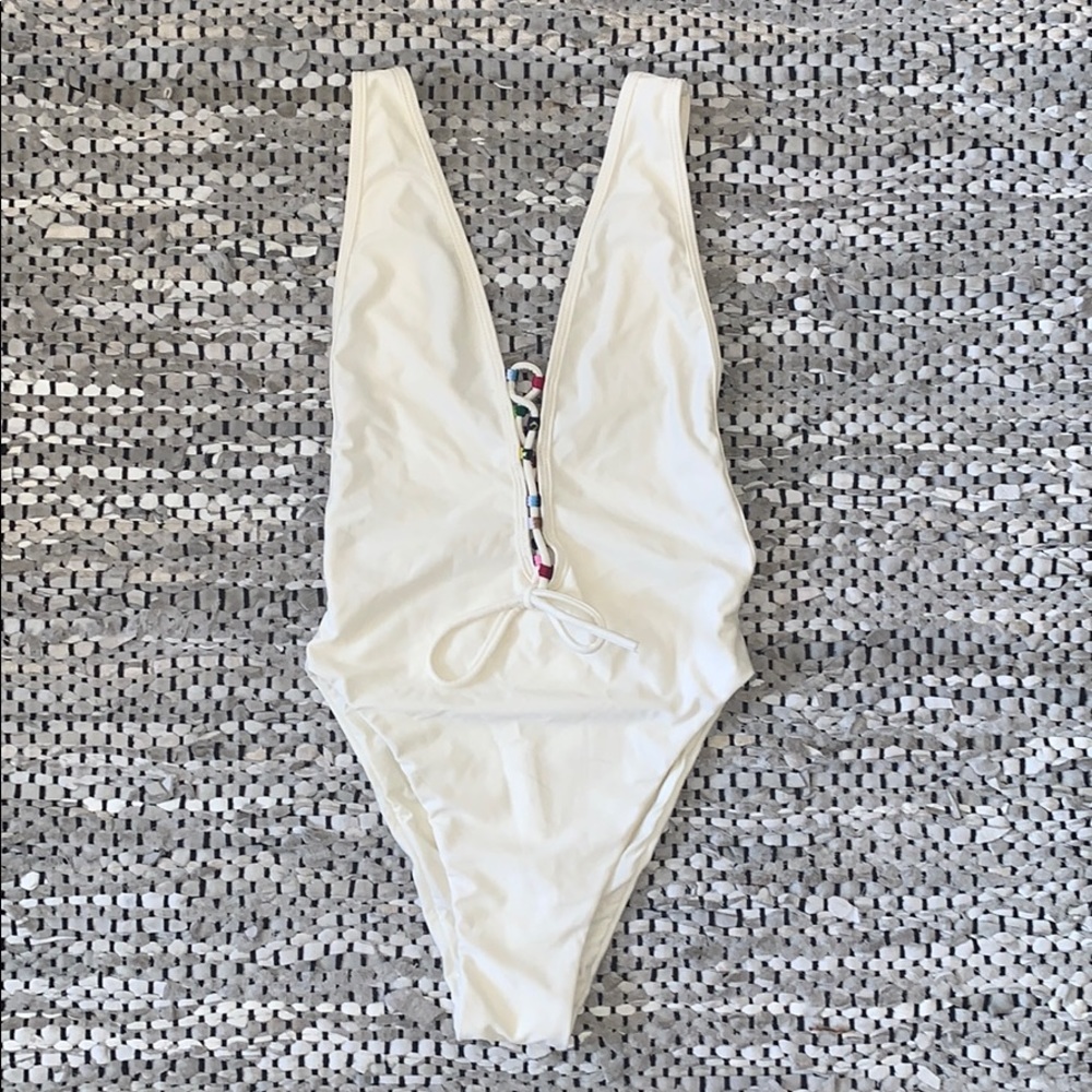 INCA PRINT DETAILED LACE UP SWIMSUIT. IVORY SIZE S